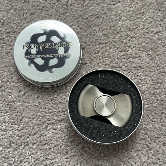 Rotablade Stainless Steel Fidget Spinner - Picture 2 of 6